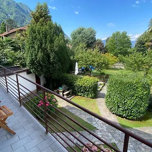 Vakantiehuis Vanda, Castelveccana
